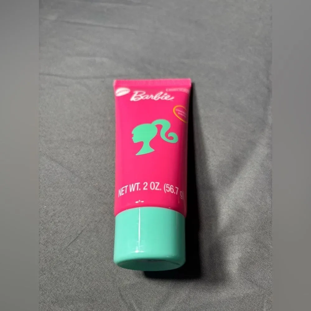 New Barbie Barbie Body Scrub NWT